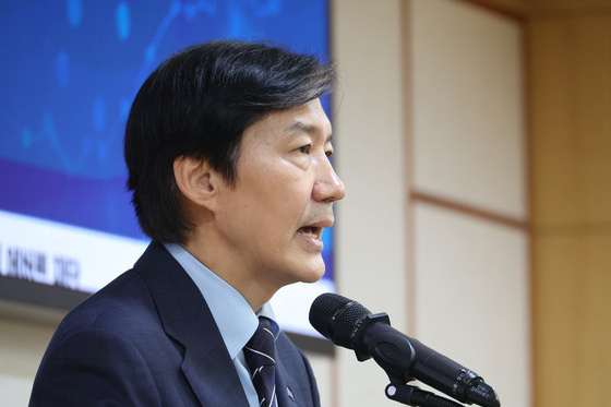 조국, '합당 경쟁력' 거론 김민석 향해 "우당에 모욕적"