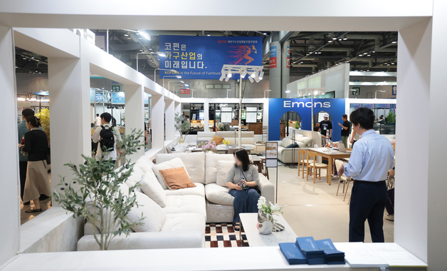 '가구 한자리에'…'2026 코펀' 개막