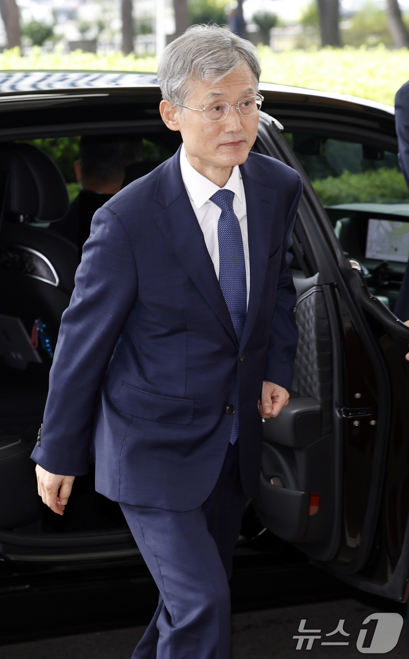 (서울=뉴스1) 박정호 기자 = 조희대 대법원장이 28일 오전 서울 서초구 서초동 대법원으로 출근하고 있다. 2026.8.28/뉴스1