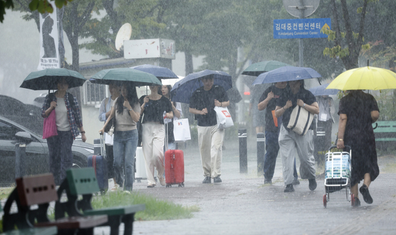 광주동부·광양·순천 호우주의보…무등산·여객선 통제
