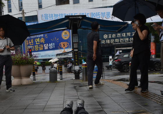 "전남 국립의대 순천대로"…김문수 의원·손훈모 시장 빗속 삼보일배