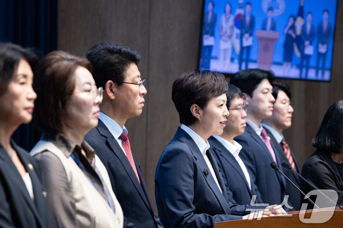 (서울=뉴스1) 유승관 기자 = 김은혜 국민의힘 의원이 28일 서울 여의도 국회 소통관에서 경기도 주택공급 관련 기자회견을 하고 있다. 2026.8.28/뉴스1