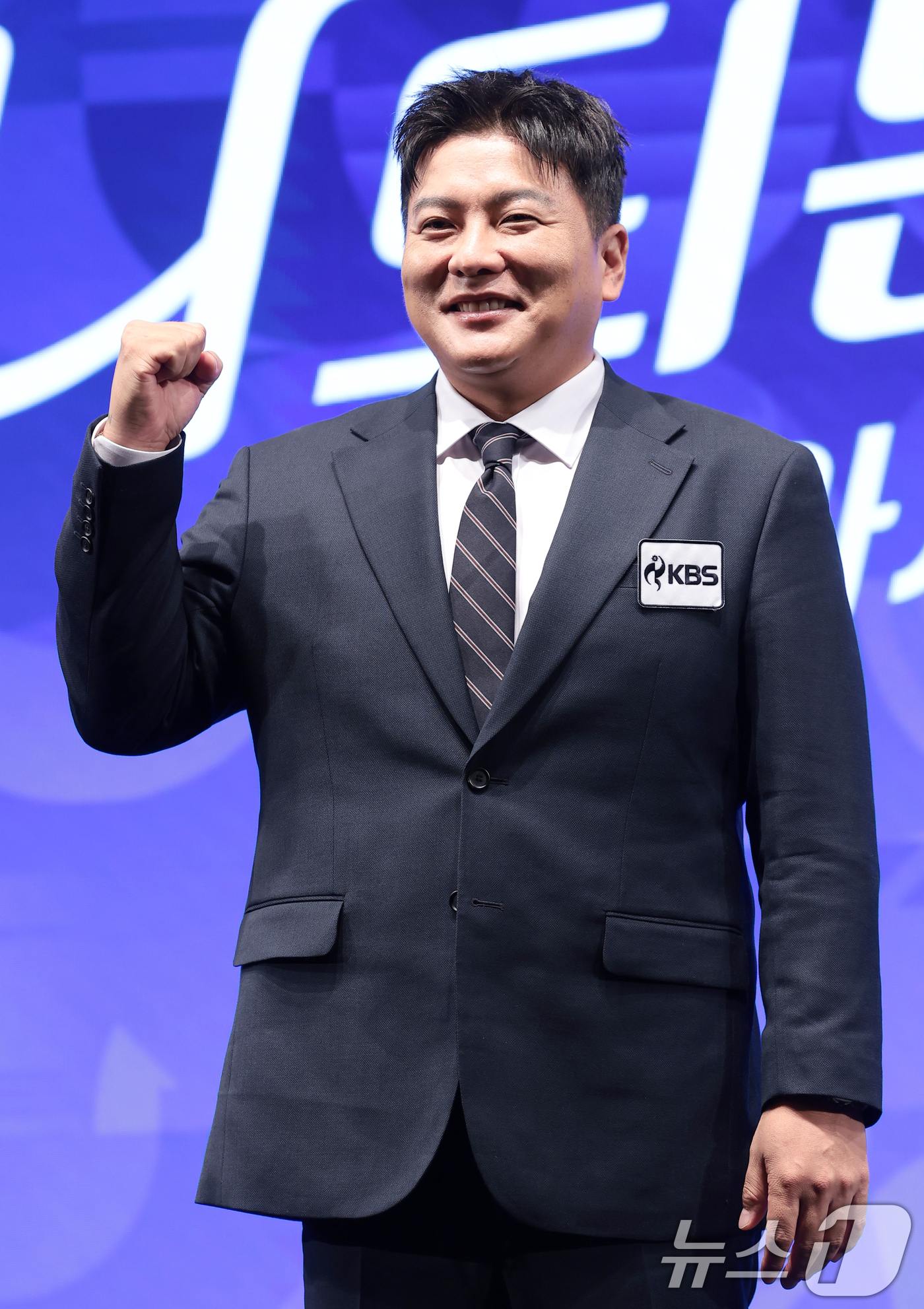 (서울=뉴스1) 권현진 기자 = 김태균 해설위원이 28일 서울 여의도 KBS 아트홀에서 진행된 '2026 아이치-나고야 아시안게임' 제작발표회에 참석해 포즈를 취하고 있다. 202 …