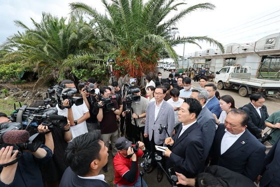 제주 실종 장 모 씨 시신 발견 현장 방문한 장동혁 대표