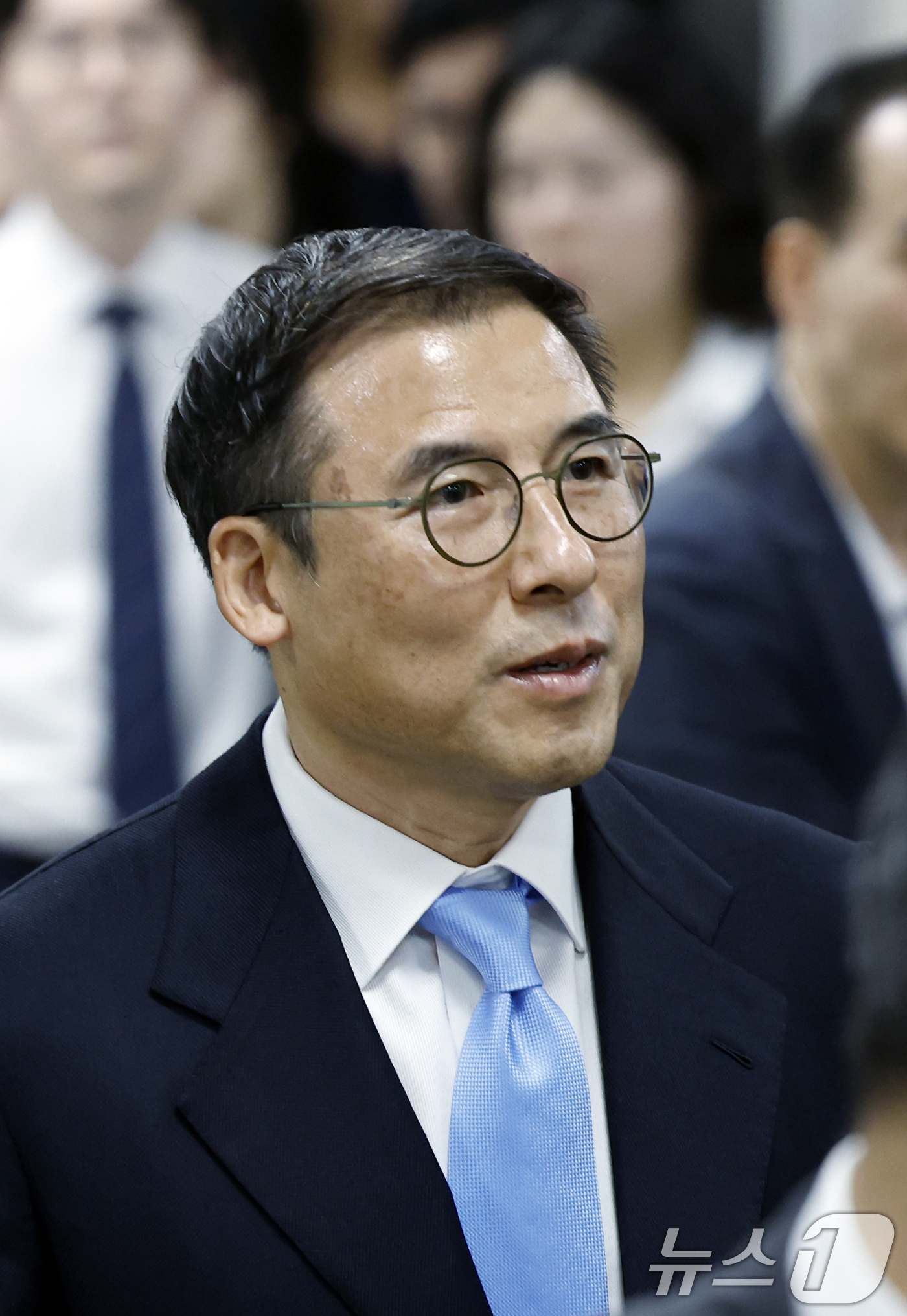 (서울=뉴스1) 박정호 기자 = 조현문 전 효성그룹 부사장이 28일 오후 서울 서초구 서울중앙지법에서 열린 강요미수 혐의 사건 공판에 출석하고 있다. 2026.8.28/뉴스1