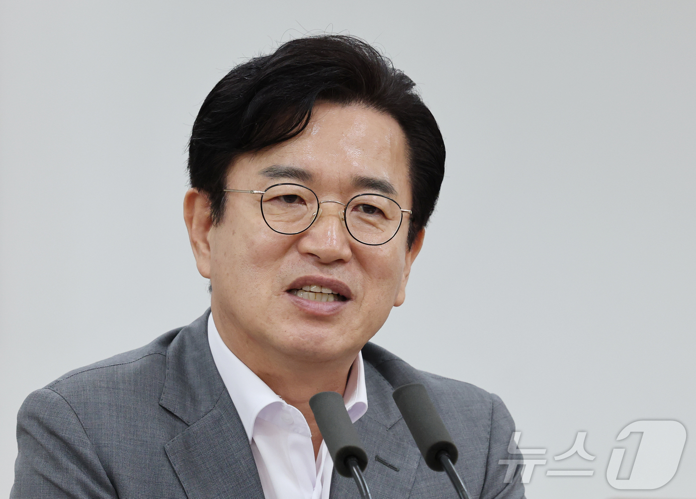 (대전=뉴스1) 김기태 기자 = 허태정 대전시장이 28일 대전시청에서 열린 대전형 응급의료체계 구축을 위한 종합병원장 협력회의에서 발언하고 있다. 2026.8.28/뉴스1