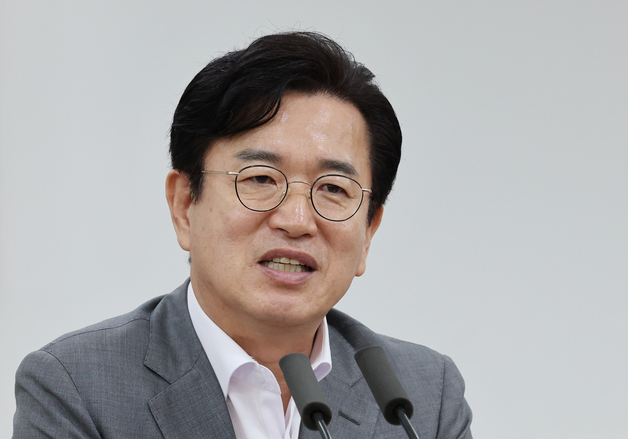 회의 주재하는 허태정 대전시장
