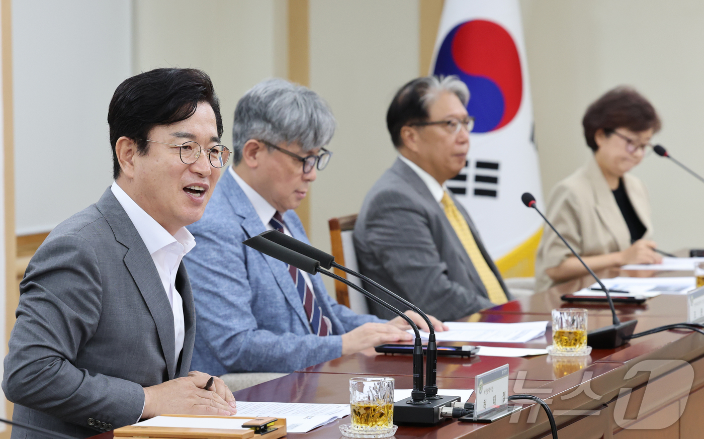 (대전=뉴스1) 김기태 기자 = 허태정 대전시장이 28일 대전시청에서 열린 대전형 응급의료체계 구축을 위한 종합병원장 협력회의에서 발언하고 있다. 2026.8.28/뉴스1