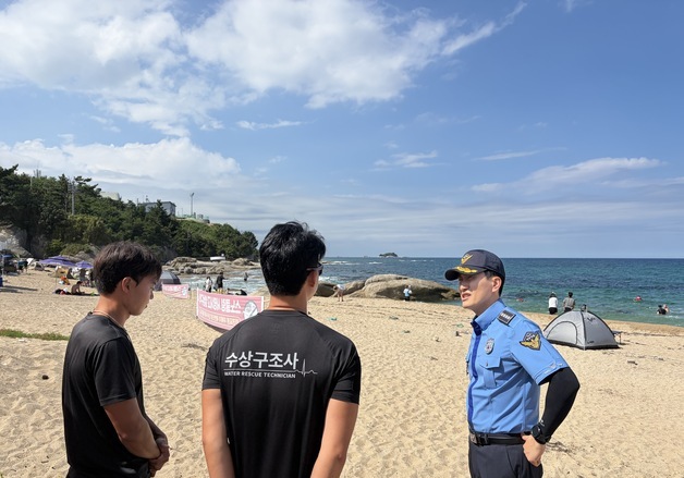 속초해경, 해수욕장 폐장시기 맞춰 비지정해변 일대 점검