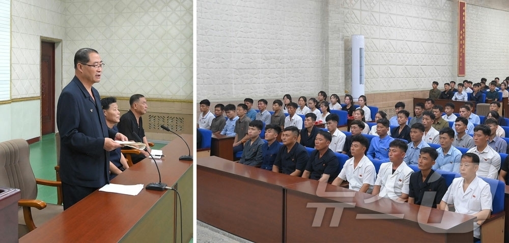 (평양 노동신문=뉴스1) = 북한 노동당 기관지 노동신문은 지난 28일 청년절을 맞아 박태성 내각총리를 비롯한 당·정부 간부들이 각지 공장·탄광·대학 등을 찾아 청년들을 격려했다고 …