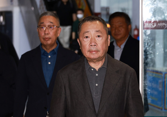 박지원 두산에너빌 회장 네팔 도착…"구조 작업 최대한 빨리"