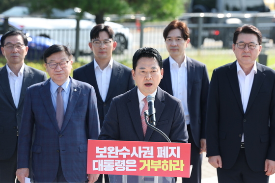 장동혁 "李대통령, 보완수사권 폐지 거부권은 국민과 역사의 명령"