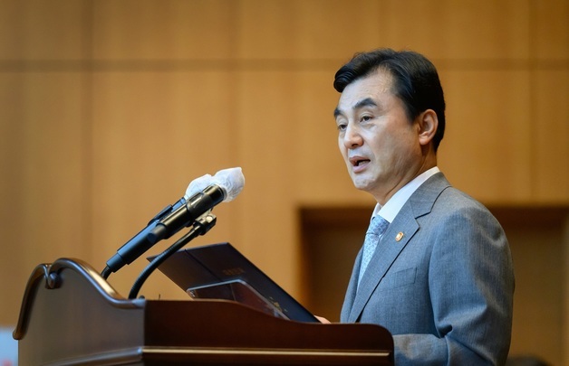 국방방첩본부 창설식, 발언하는 안규백장관