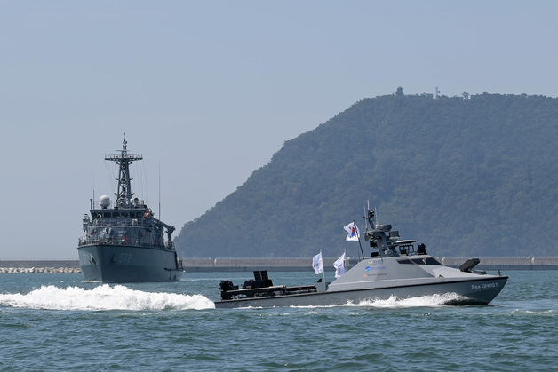 \'AI 기반 기뢰전\' 대비하는 해군