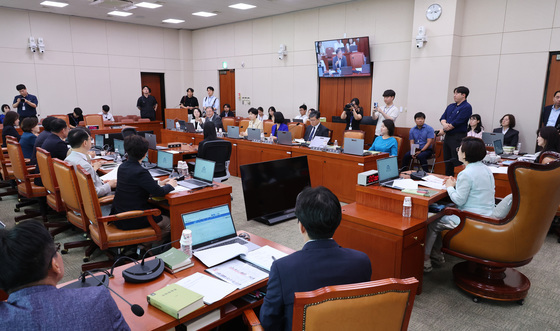 성평등가족위, 후반기 국회 첫 회의…與 이수진·野 강선영 간사 선임