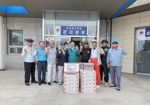 "폭염에도 감사합니다"…동해시, 관광현장 근무자 격려