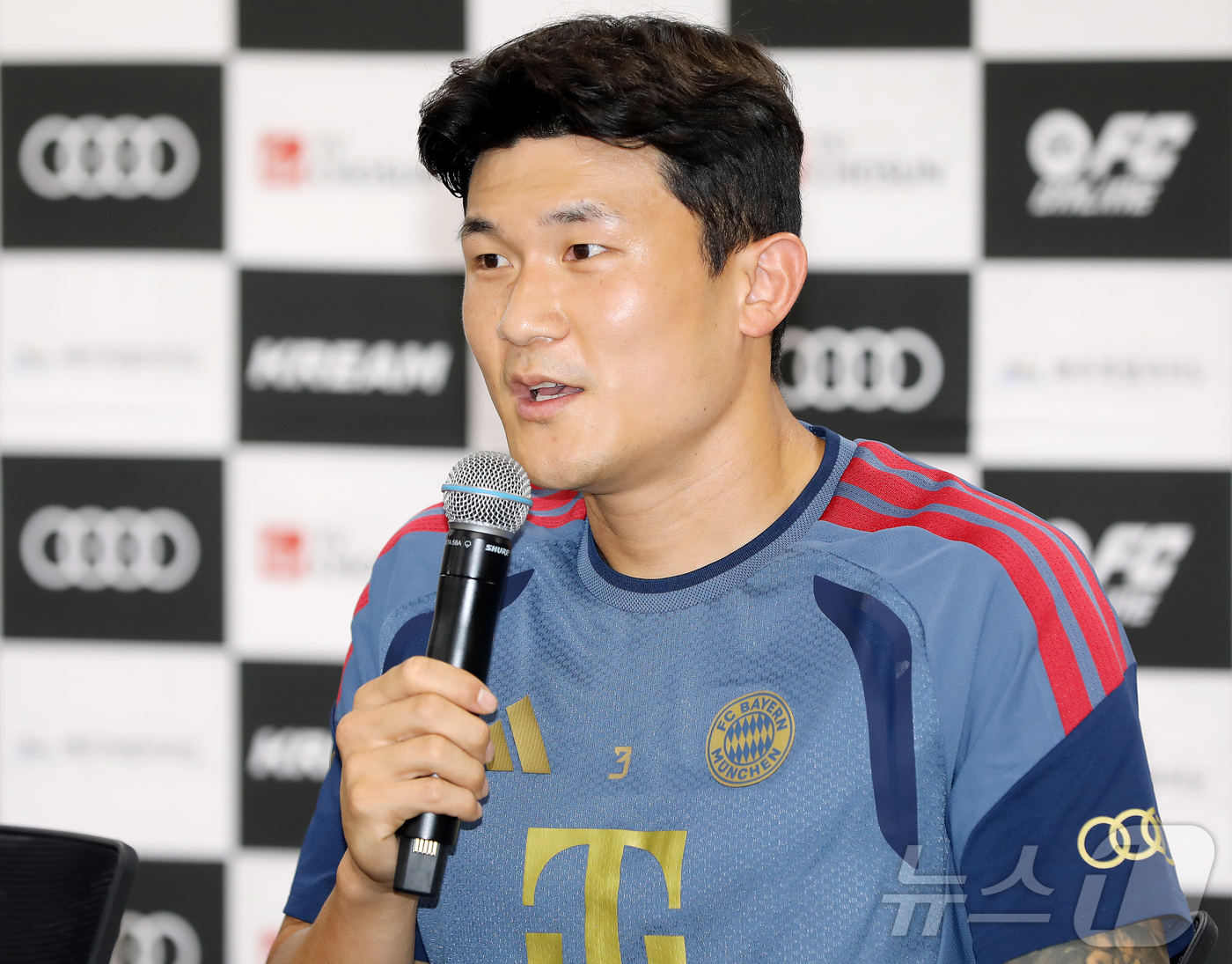 (서귀포=뉴스1) 오미란 기자 = 국가대표이자 FC 바이에른 뮌헨 소속 수비수 김민재가 친선전 '아우디 풋볼 서밋 2026 제주SK FC vs FC 바이에른 뮌헨'을 하루 앞둔 3 …