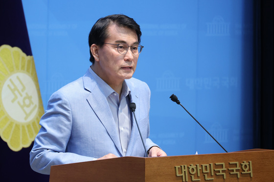 윤상현 "'대통령 골프' 따진 건 민주당 정치 악습 탓…이제는 멈추자"