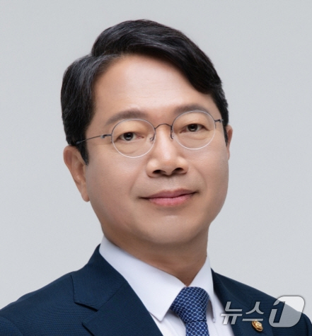 (서울=뉴스1) 이재명 기자 = 이재명 대통령은 30일 법무부 장관 후보자에 김승원 국회 법제사법위원회 더불어민주당 간사를 지명했다. (청와대 제공. 재판매 및 DB 금지) 202 …