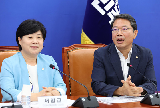 법무장관 후보자 지명 소감 밝히는 김승원