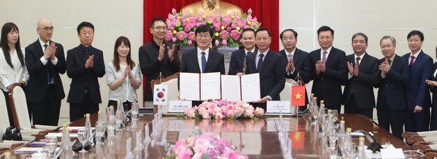 청주시 대표단, 베트남 꽝닌시와 우호도시 협약 체결
