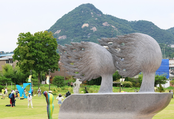 미술관으로 변신한 도심 공원