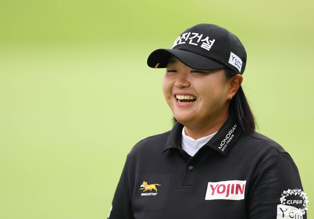 신다인, KLPGA KG 레이디스 2연패…통산 1·2승을 같은 무대서
