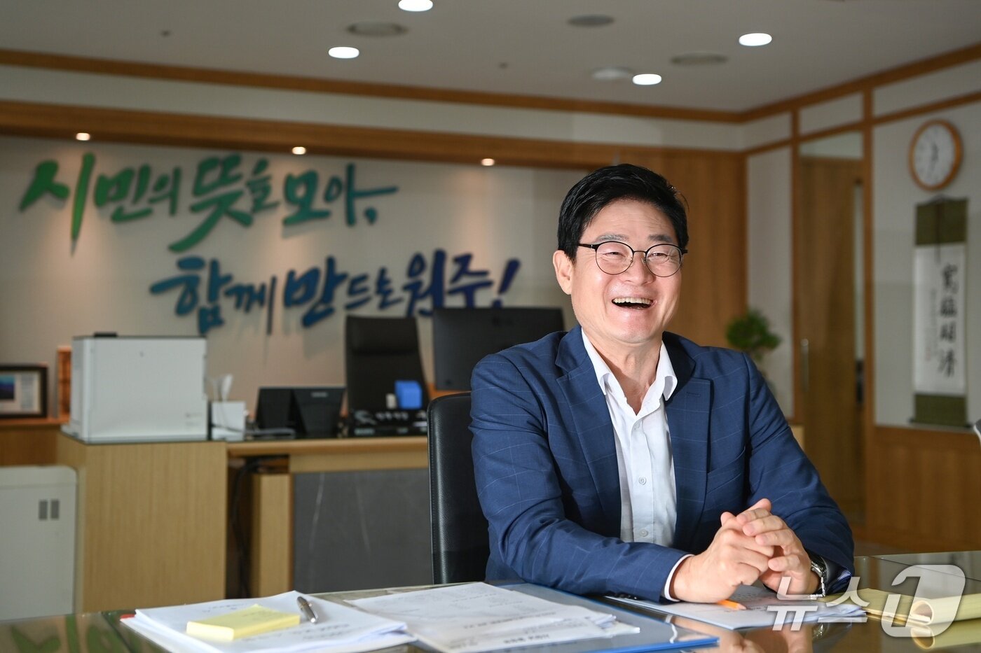 본문 이미지 - 민선 9기 강원 원주시가 출범한 지 두 달이 된 가운데, 구자열 원주시장이 지난 25일 시청 집무실에서 뉴스1과 인터뷰를 하고 있다. (원주시 제공. 재판매 및 DB금지) 2026.8.31/뉴스1