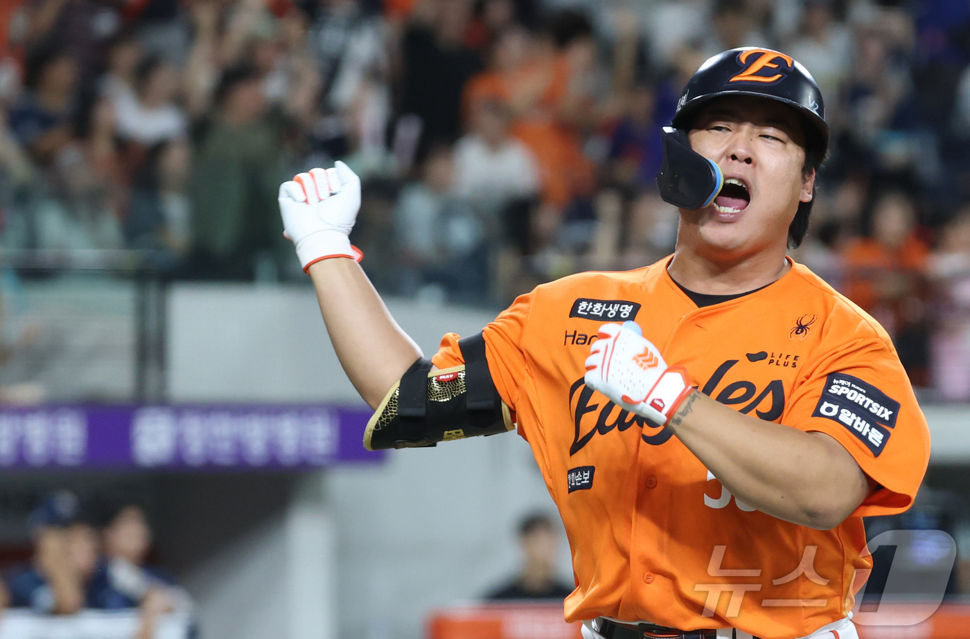 (대전=뉴스1) 김기남 기자 = 30일 대전 한화생명볼파크에서 열린 2026 신한 SOL KBO리그 NC 다이노스와 한화 이글스의 경기에서 5회말 한화 강백호가 역전 3점 홈런을 …