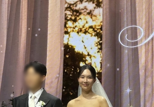 김나희, 순백의 웨딩드레스 입고 비연예인 사업가와 결혼식 [N샷]