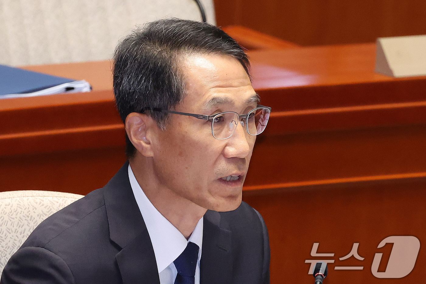 (서울=뉴스1) 신웅수 기자 = 유재성 경찰청장 직무대행이 31일 서울 여의도 국회에서 열린 예산결산특별위원회 전체회의에서 의원 질의에 답변하고 있다. 2026.8.31/뉴스1