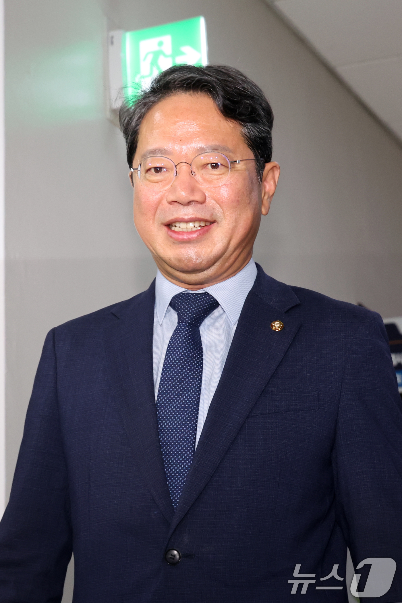 (서울=뉴스1) 황기선 기자 = 법무부 장관 후보자로 지명된 김승원 법제사법위원회 소위원장이 31일 오전 서울 여의도 국회에서 열린 법사위 법안심사제1소위원회에 참석하고 있다. …