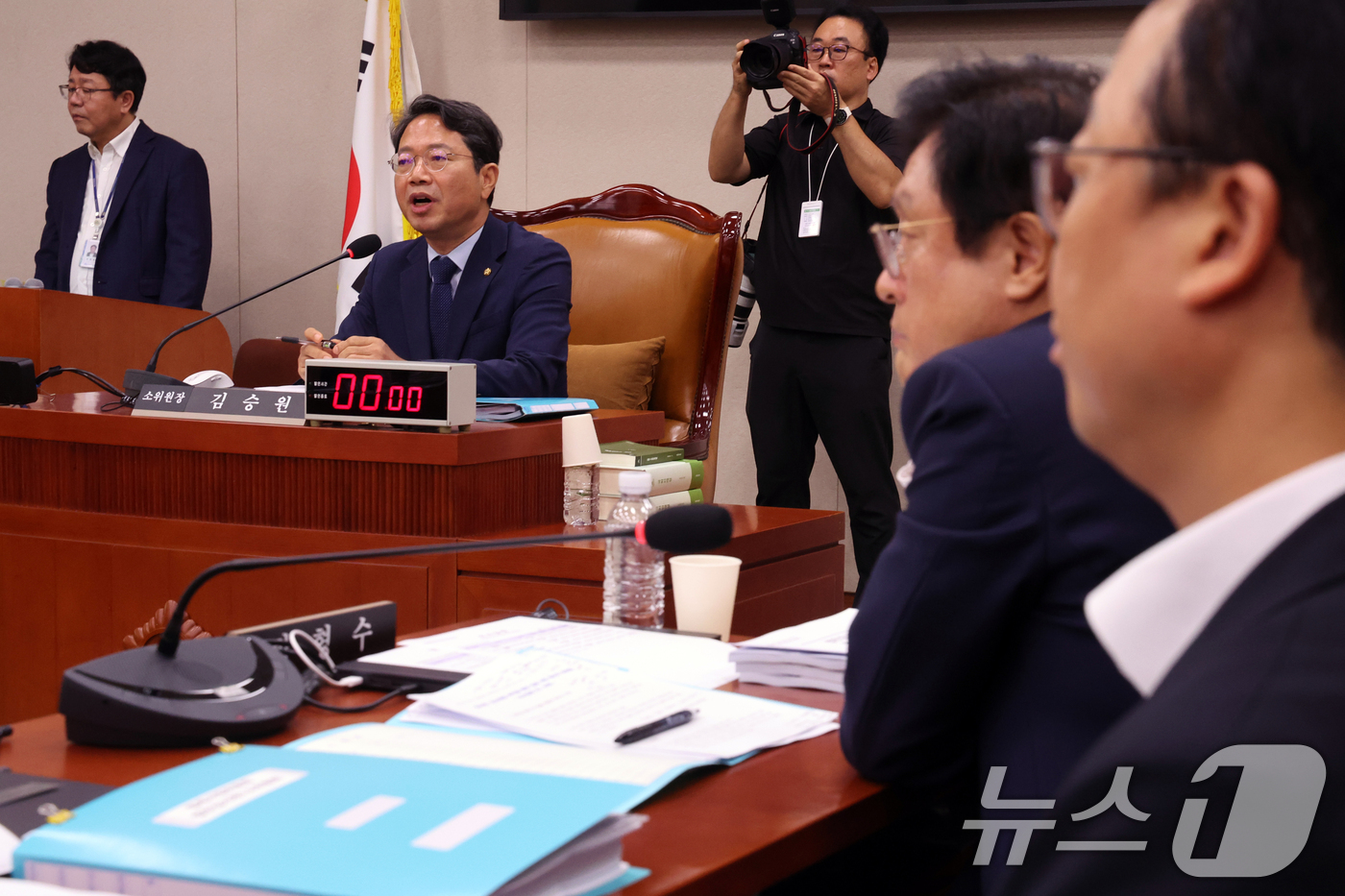 (서울=뉴스1) 황기선 기자 = 법무부 장관 후보자로 지명된 김승원 법제사법위원회 소위원장이 31일 오전 서울 여의도 국회에서 열린 법사위 법안심사제1소위원회에서 발언을 하고 있다 …