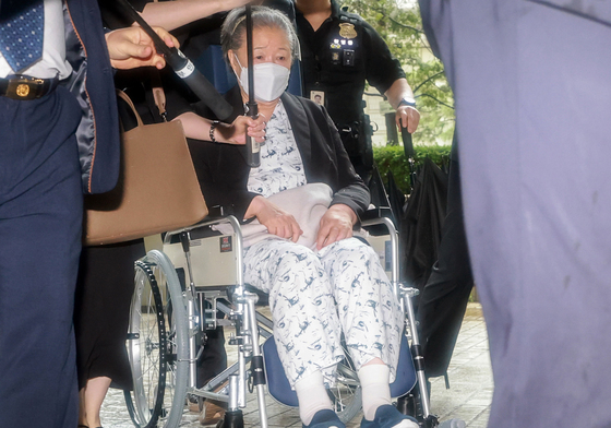 통일교 한학자, 1심 총 징역 2년…"교세 확장 위해 정치세력 결탁"