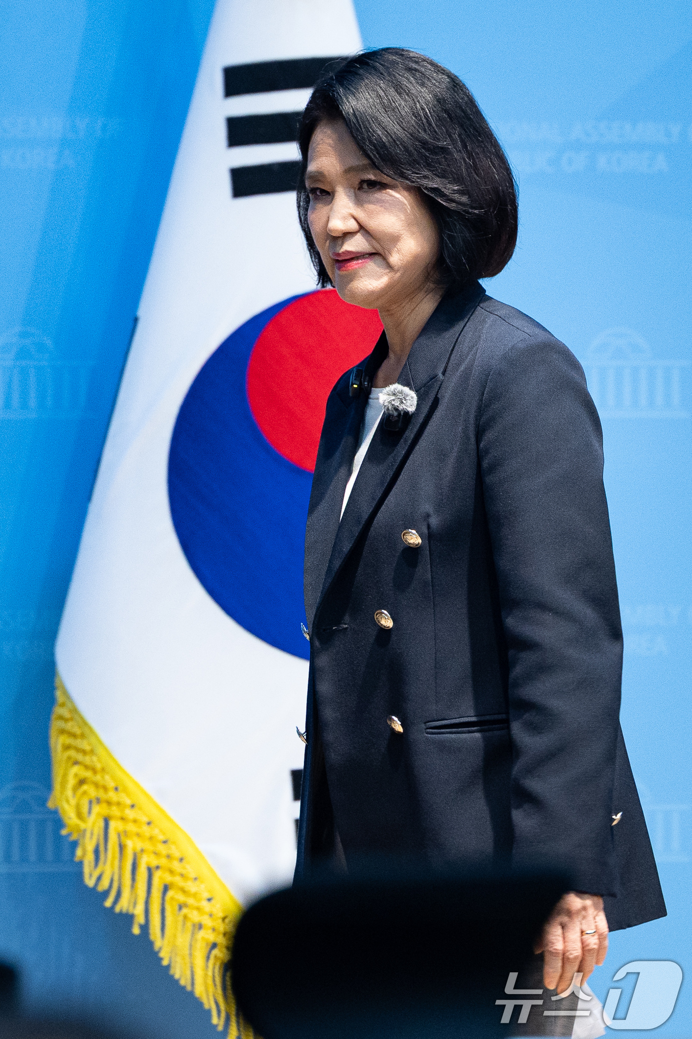 (서울=뉴스1) 유승관 기자 = 이진숙 국민의힘 의원이 31일 서울 여의도 국회 소통관에서 기자회견을 열고 김민석 더불어민주당 대표가 자신을 '여자 전두환'이라고 부른 것에 대한 …