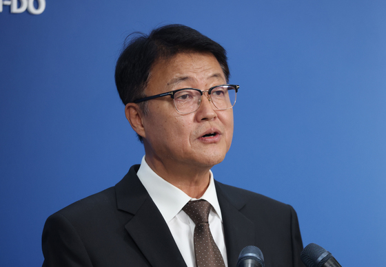 경기도 재정위기 극복 관련 브리핑 하는 주형철 부지사