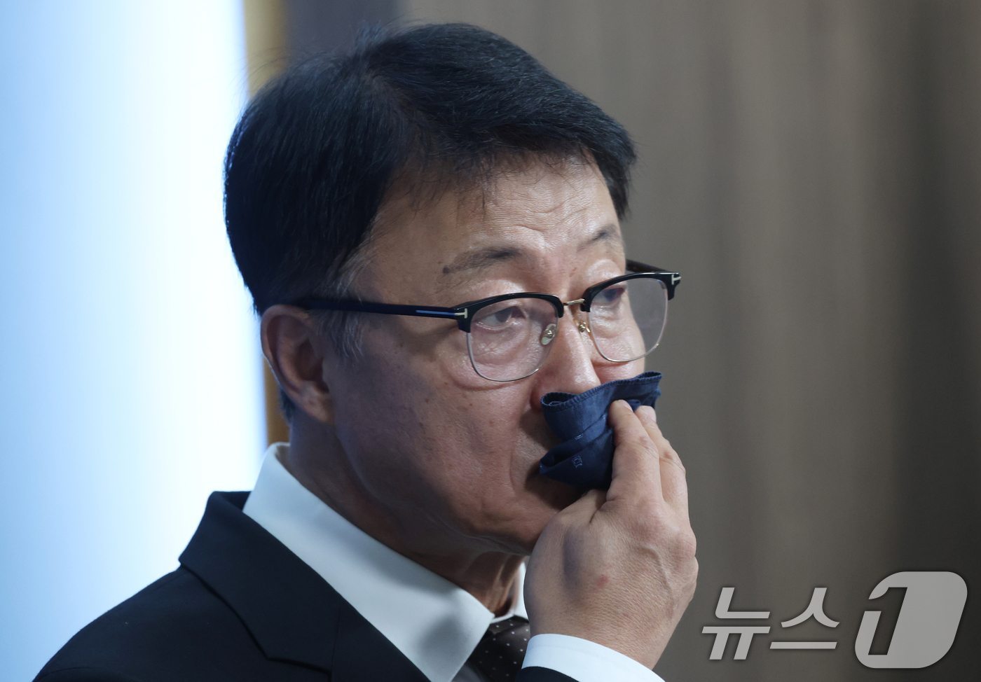 (수원=뉴스1) 김영운 기자 = 주형철 경기도 경제부지사가 31일 경기 수원시 영통구 경기도청에서 재정위기 극복 전략 TF 활동 보고 브리핑을 하고 있다. 2026.8.31/뉴스1 …