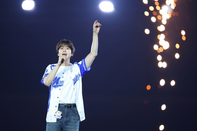 규현, 타이베이돔 달궜다…대만 프로야구팀 라쿠텐 몽키스 공식 초청 공연 성료