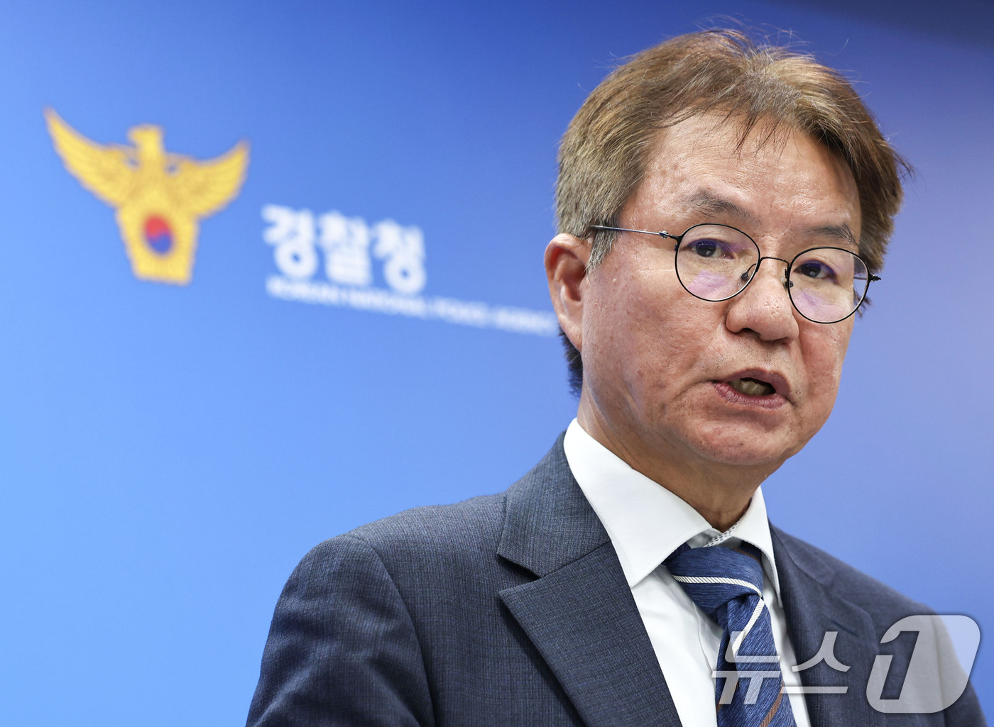 (서울=뉴스1) 이종수 기자 = 김남준 경찰수사개혁위원장이 31일 서울 서대문구 경찰청에서 열린 경찰수사개혁위원회 범죄피해자 보호를 위한 1차 권고안 발표에서 발언하고 있다. 20 …