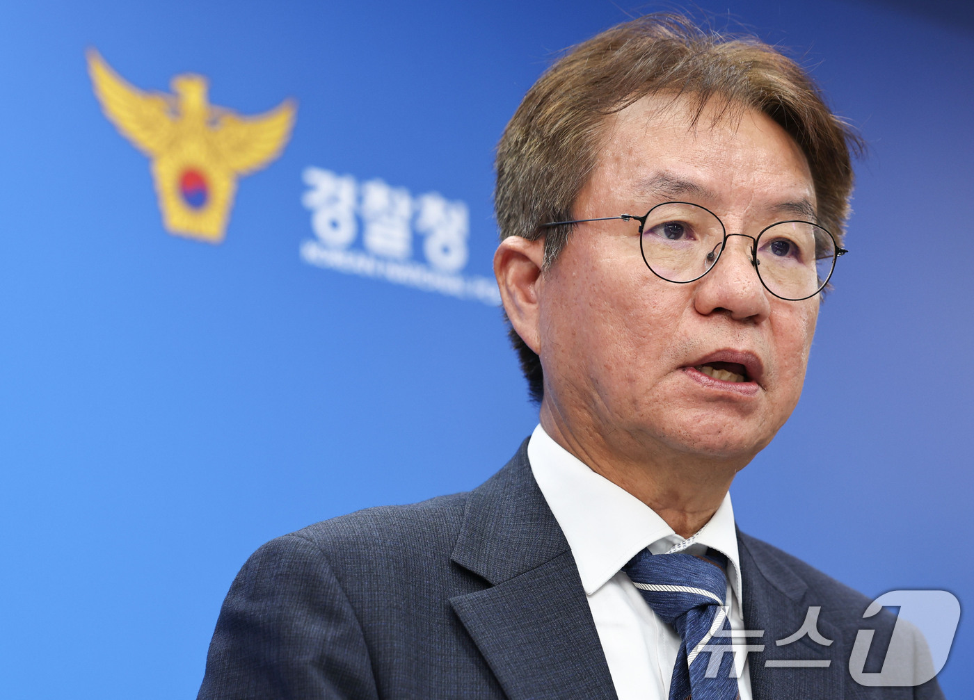 (서울=뉴스1) 이종수 기자 = 김남준 경찰수사개혁위원장이 31일 서울 서대문구 경찰청에서 열린 경찰수사개혁위원회 범죄피해자 보호를 위한 1차 권고안 발표에서 발언하고 있다. 20 …