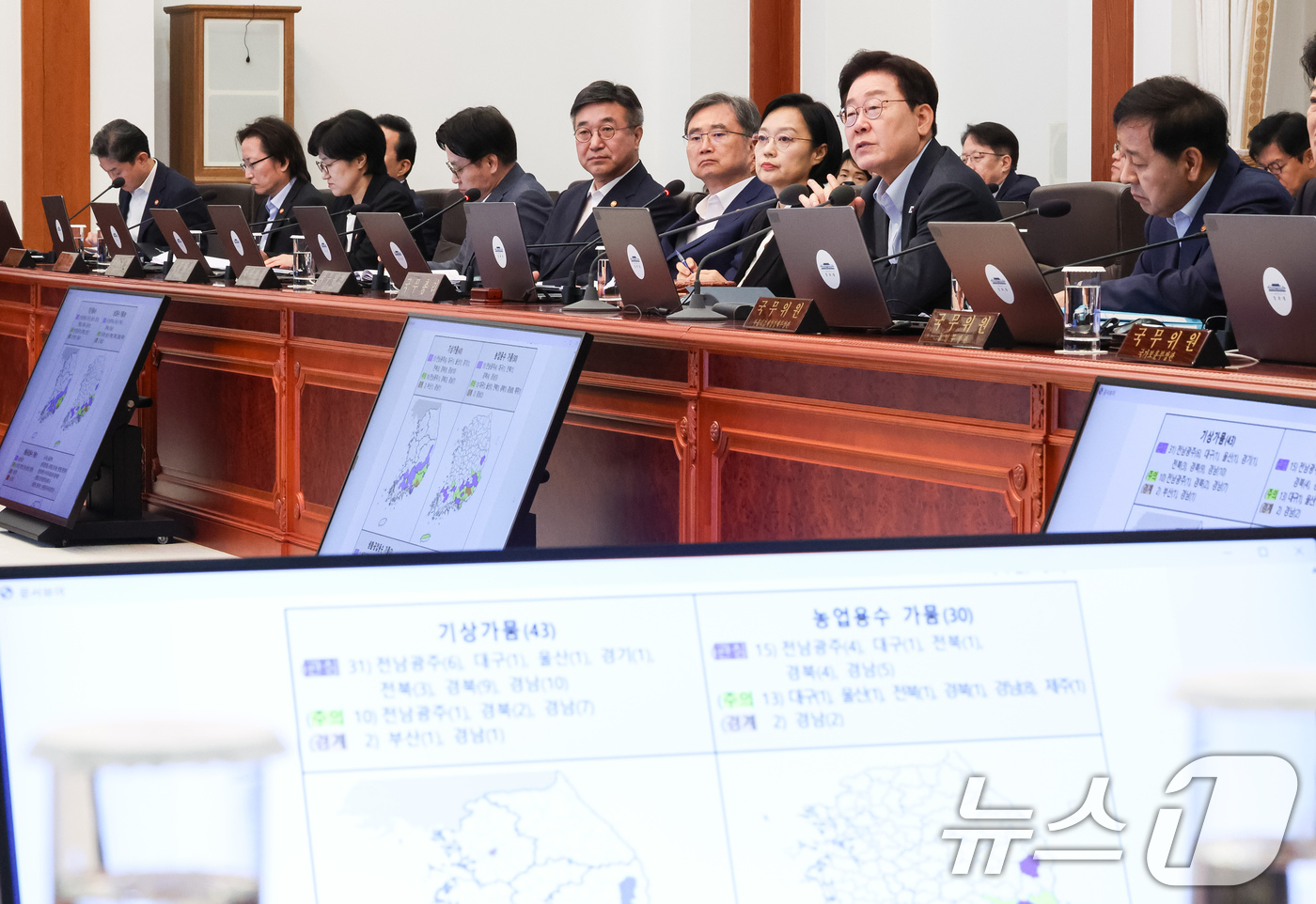 (서울=뉴스1) 이재명 기자 = 이재명 대통령이 4일 청와대에서 열린 국무회의에서 발언을 하고 있다. (청와대통신사진기자단) 2026.8.4/뉴스1
