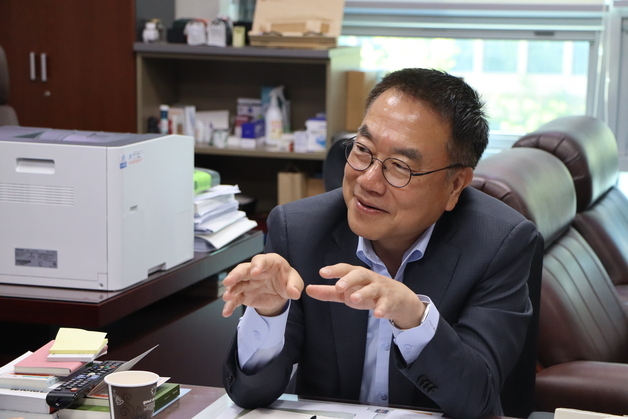서범수 "중도의 바다로 나아가 누구든 품어야 총선 승리"[인터뷰]