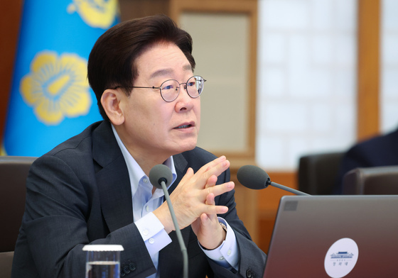 李대통령 "경찰 엄청난 권한 가졌지만 수사 못 믿겠더라…걱정 있는 게 사실"