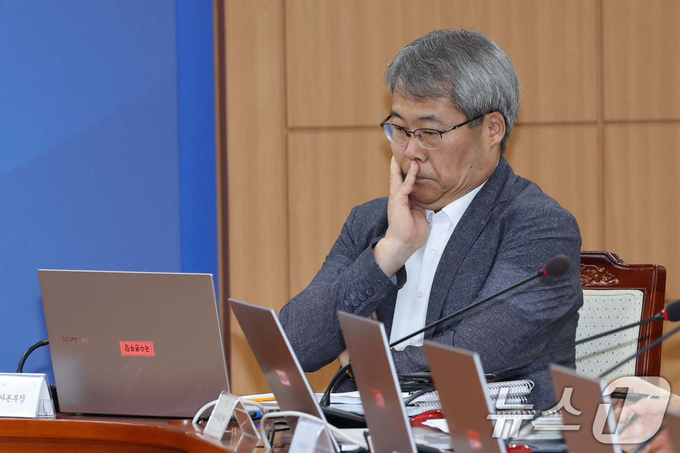 (서울=뉴스1) 이광호 기자 = 홍석기 경찰청 국가수사본부장이 4일 오후 서울 서대문구 경찰청에서 열린 전국 경찰 지휘부 화상회의에 참석해 있다. 2026.8.4/뉴스1