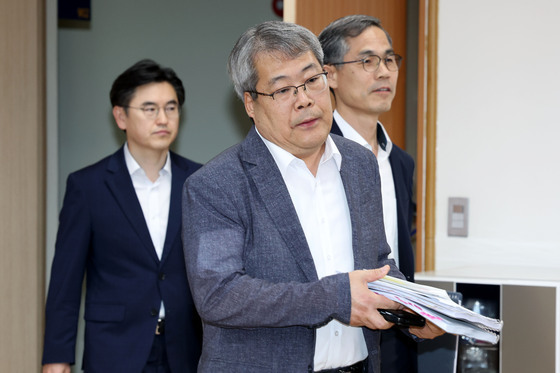 전국 경찰지휘부 화상회의 참석하는 홍석기 국가수사본부장