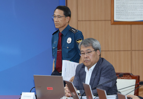 경찰지휘부 화상회의 참석한 유재성 직무대행과 홍석기 국가수사본부장