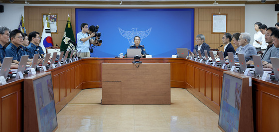 전국 경찰지휘부 화상회의 주재하는 유재성 직무대행