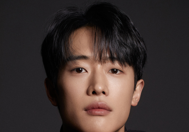 최우진 '혹하는 로맨스' 훤칠한 비주얼의 '사기캐' 변신