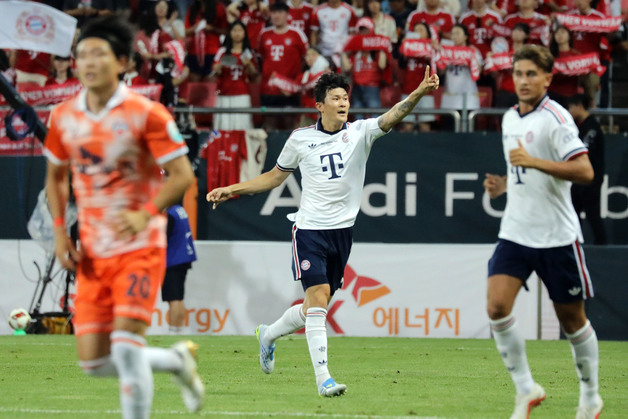 '김민재 36분' 바이에른 뮌헨, 제주에 2-1 승리…2만2519명 즐긴 축구 쇼