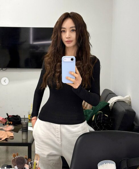본문 이미지 - 김혜수 인스타그램